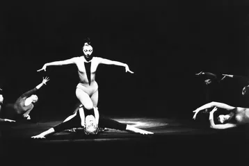 Karel Janečka a Marta Synáčková v baletu L. Ogouna Hirošima. Zdroj: archiv Institutu Pavla Šmoka